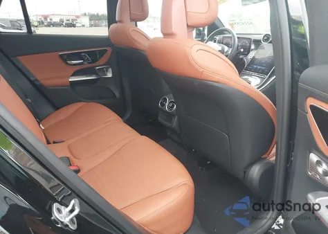 2023 Mercedes-Benz Glc 300 Suv from USA, damaged, VIN W1NKM4GB8PF047045